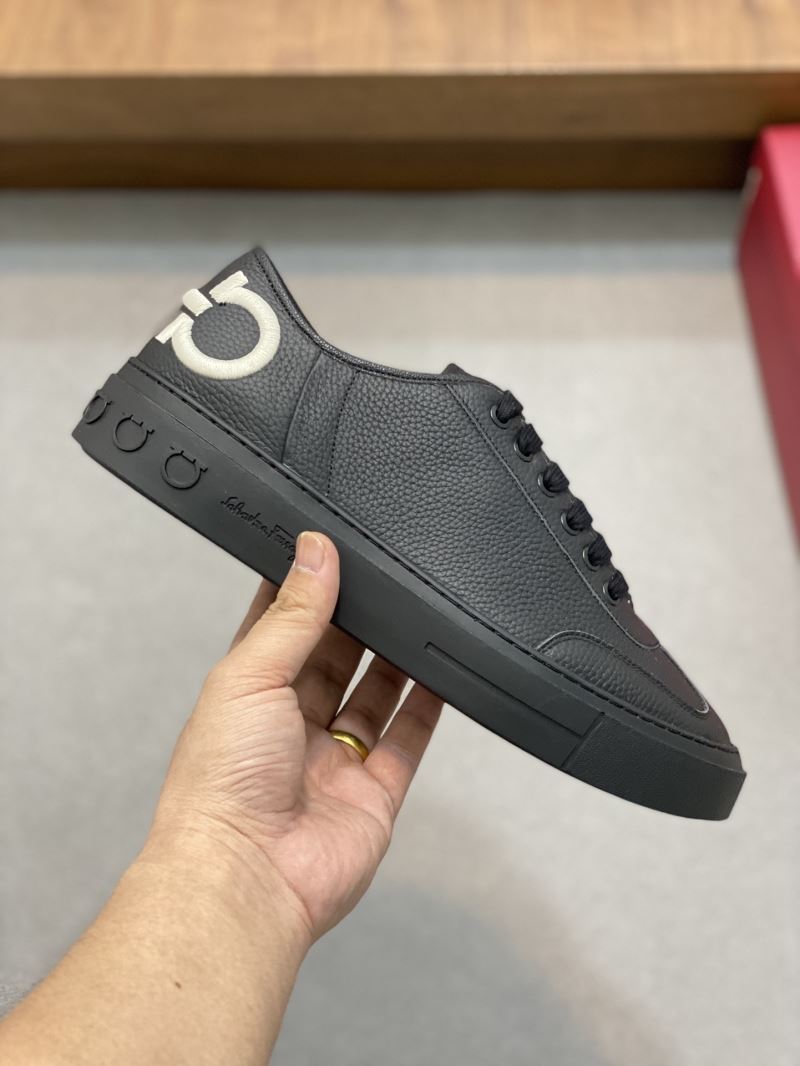 Louis Vuitton Low Shoes